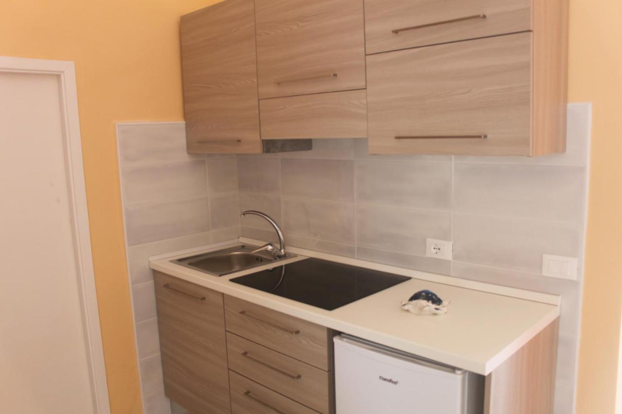 פונזה Camere Dieci Maggio- Beb Dory, Nemo, Guizzo מראה חיצוני תמונה